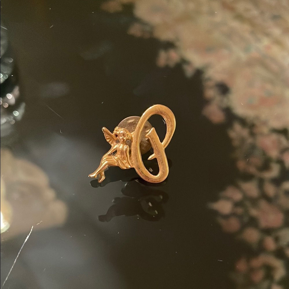 Gold Angel Pin